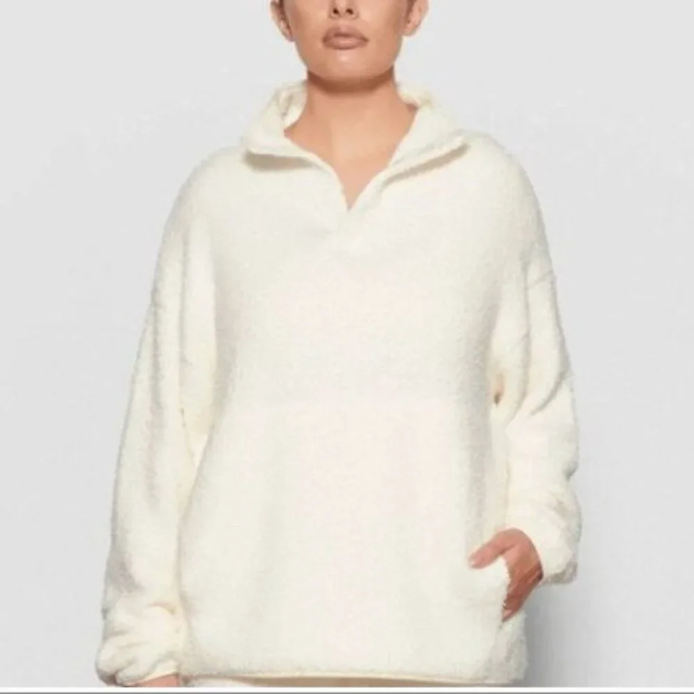 SKIMS Cozy Set - Shorts & Pullover Large White - Picture 1 of 9